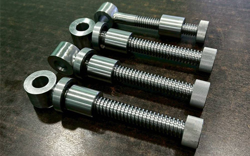 Produce work pieces according to customer designs, I Bolt work, material S45C / SS400